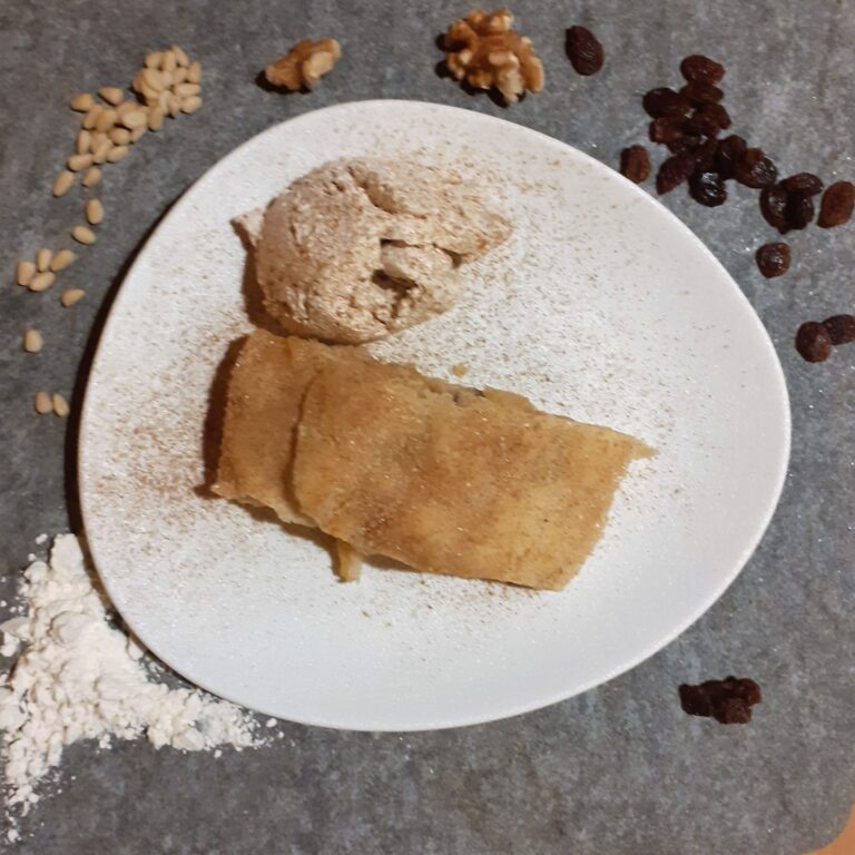 strudel-mele-bio-vegan-panna-cannella-noci-fichi